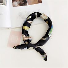 Load image into Gallery viewer, Elegant Floral Spring Summer Foulards