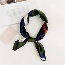 Load image into Gallery viewer, Elegant Floral Spring Summer Foulards