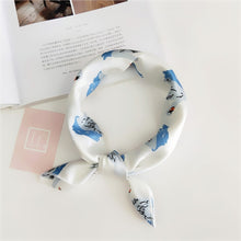 Load image into Gallery viewer, Elegant Foulards