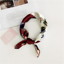 Load image into Gallery viewer, Elegant Foulards