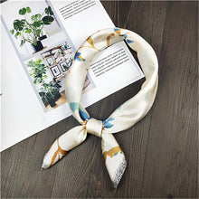 Load image into Gallery viewer, Striped  Print Silk Foulard