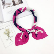 Load image into Gallery viewer, Flower Prints Silk Foulard