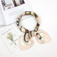Load image into Gallery viewer, Flower Prints Silk Foulard