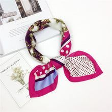 Load image into Gallery viewer, Flower Prints Silk Foulard