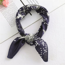 Load image into Gallery viewer, Print Silk Foulard