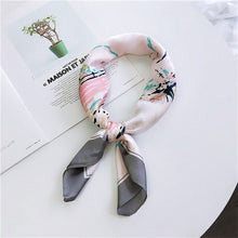 Load image into Gallery viewer, pink butterfly printed foulard