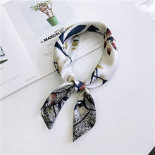Load image into Gallery viewer, pink butterfly printed foulard
