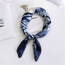 Load image into Gallery viewer, pink butterfly printed foulard